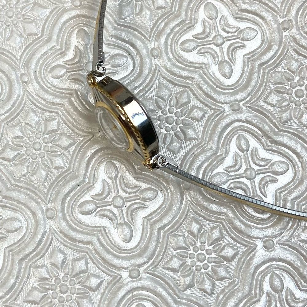 Vintage Sergio Valente Diamond Accented Dial Two-Tone Dainty Dress Watch - Picture 12 of 16